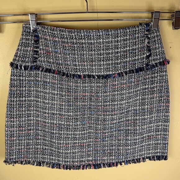 NWT Zara Women's Blue Tweed Mini Skirt Size Large Gem Applique‎ Fringe Pockets - Picture 6 of 6